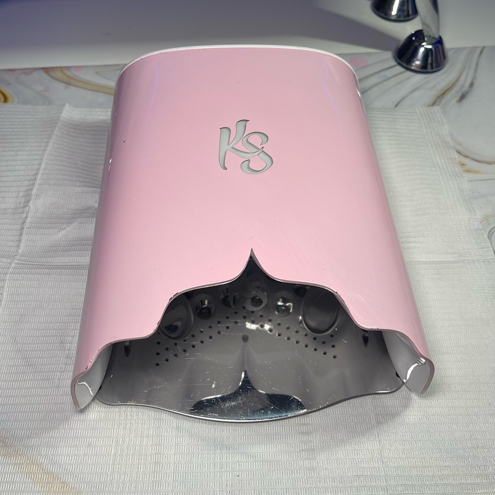 Kiara Sky Beyond Pro LED Lamp